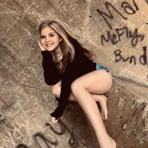 Meet your Posher, Alana